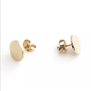 Disc circle button earrings in 14k yellow gold